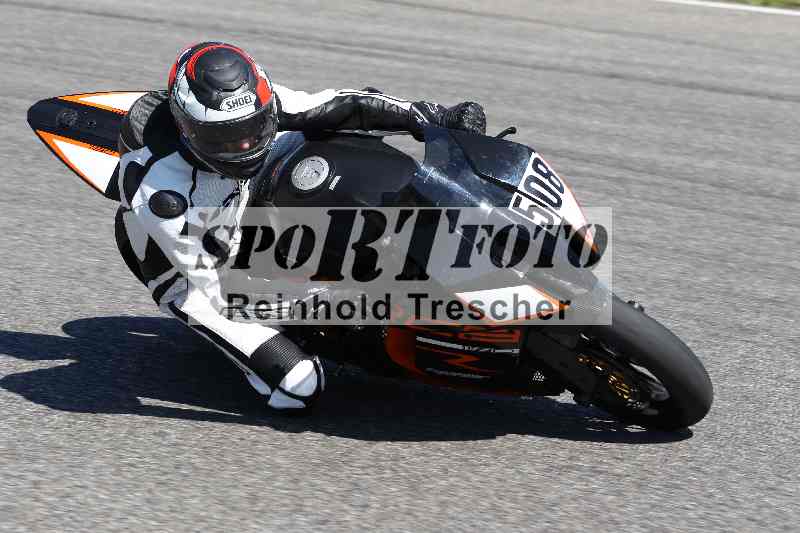 /43 08.08.2025 Discover the Bike ADR/Race 3 rot/508